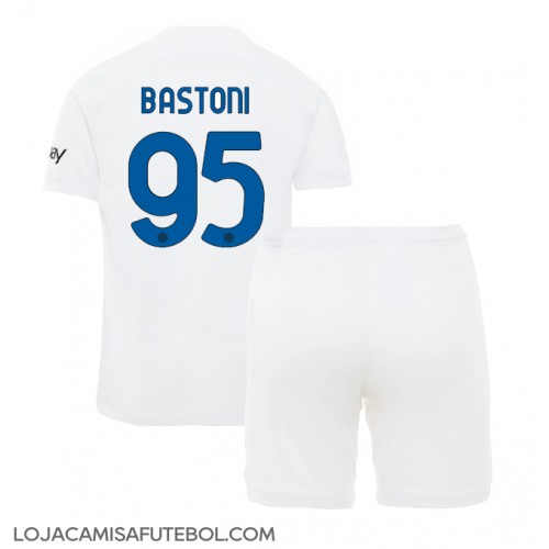 Camisa de Futebol Inter Milan Alessandro Bastoni #95 Equipamento Secundário Infantil 2023-24 Manga Curta (+ Calças curtas)